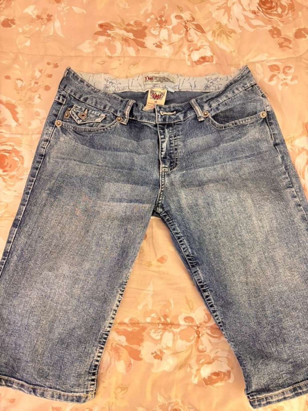 SOLD🍉🍉YMI Light Blue Cropped Denim Jeans SOLD